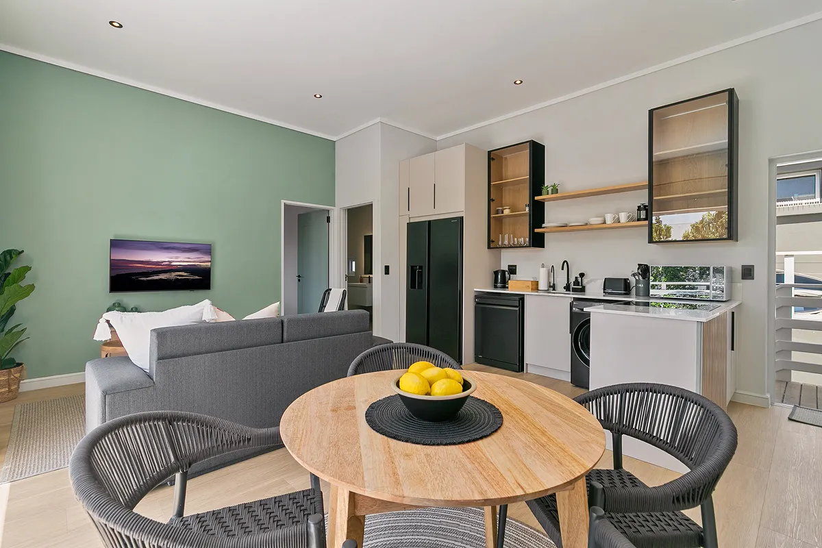 Pontoon gallery image 4